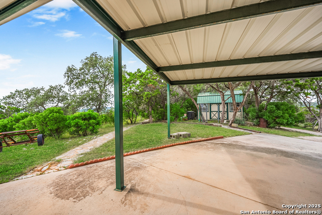 Listing photo id 53 for 1494 County Road 270