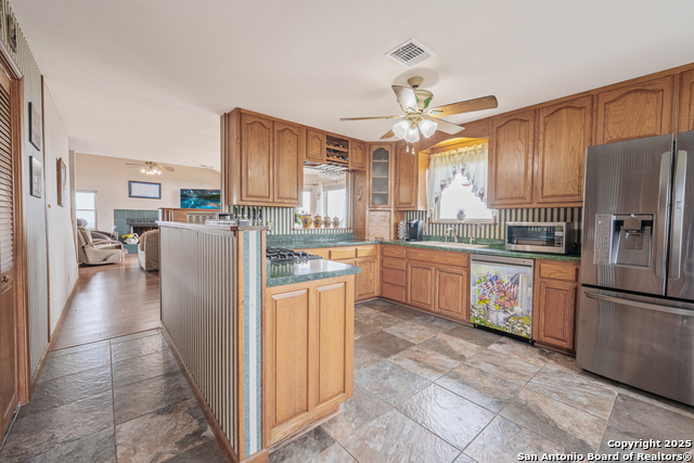 Listing photo id 7 for 1494 County Road 270