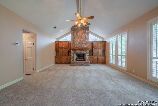 Image 12 of 46 For 16115 Robinwood
