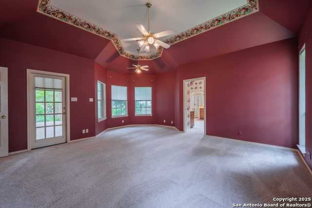 Image 18 of 46 For 16115 Robinwood