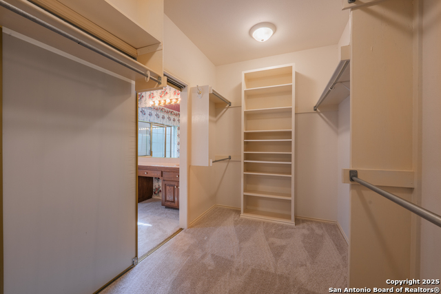 Image 21 of 46 For 16115 Robinwood