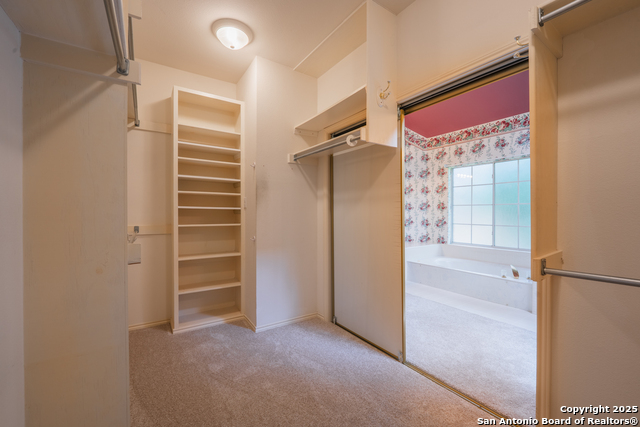 Image 22 of 46 For 16115 Robinwood