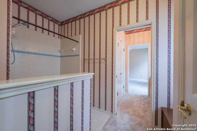 Image 26 of 46 For 16115 Robinwood
