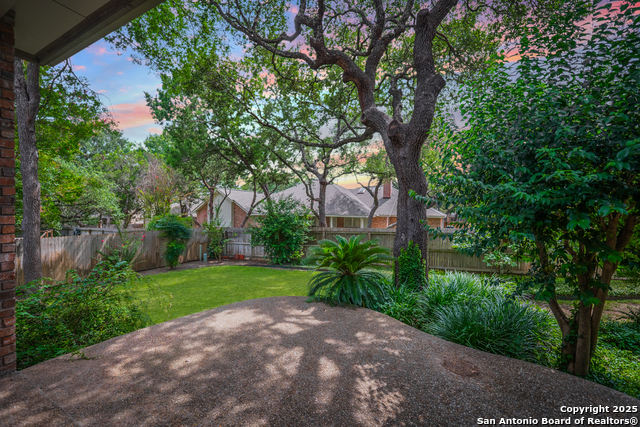 Image 43 of 46 For 16115 Robinwood