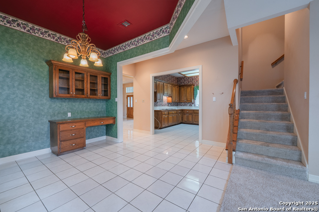 Image 9 of 46 For 16115 Robinwood