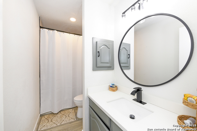 Image 22 of 28 For 9507 Brook Green