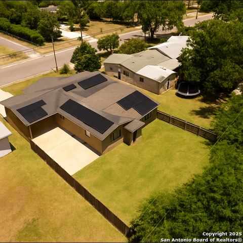 Image 26 of 28 For 722 Menefee  