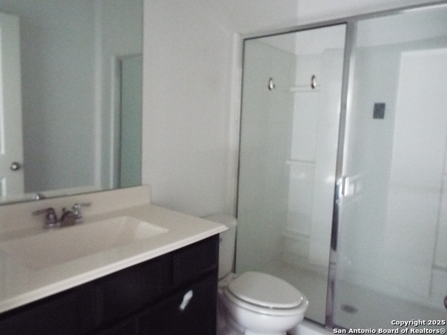 Image 12 of 30 For 4937 Hallies Garden