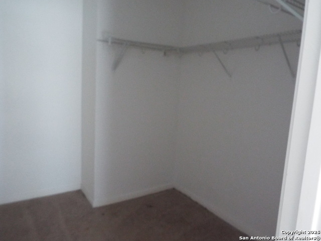 Image 15 of 30 For 4937 Hallies Garden