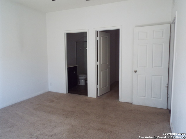 Image 9 of 30 For 4937 Hallies Garden