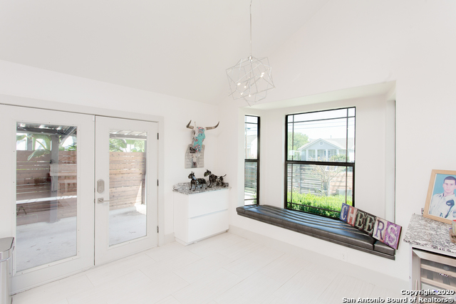 Image 13 of 30 For 210 Furnish  