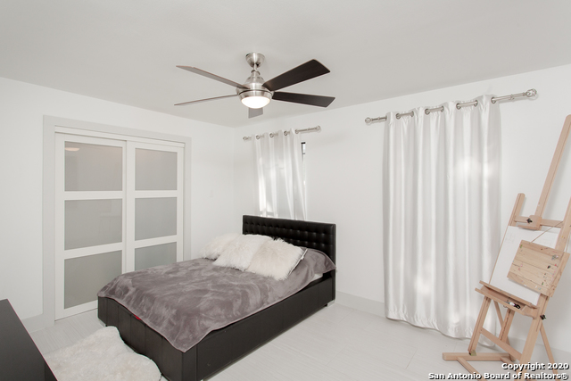 Image 19 of 30 For 210 Furnish  