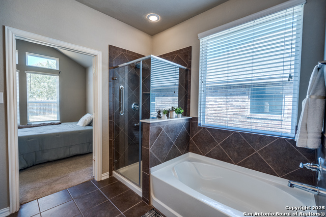 Image 21 of 38 For 8811 Falcon Park
