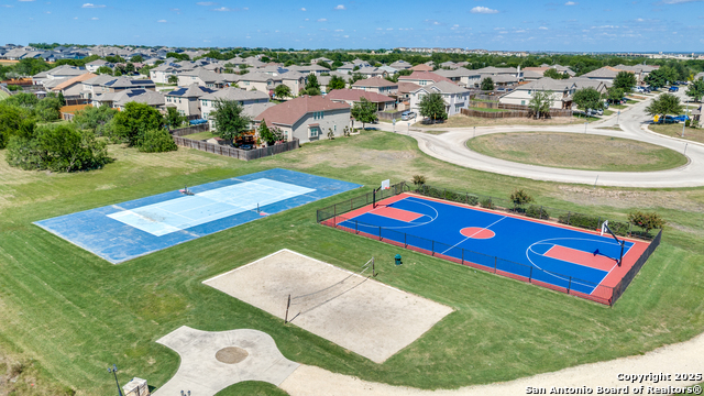 Image 36 of 38 For 8811 Falcon Park