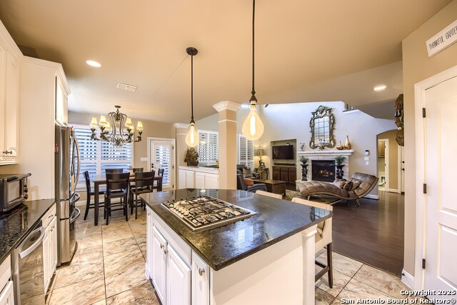 Image 10 of 36 For 19023 Salado
