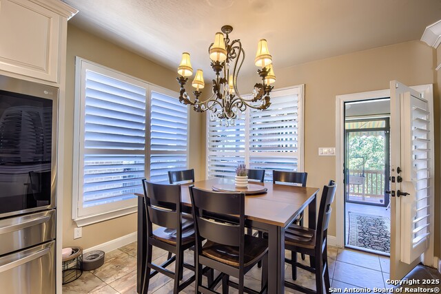 Image 11 of 36 For 19023 Salado
