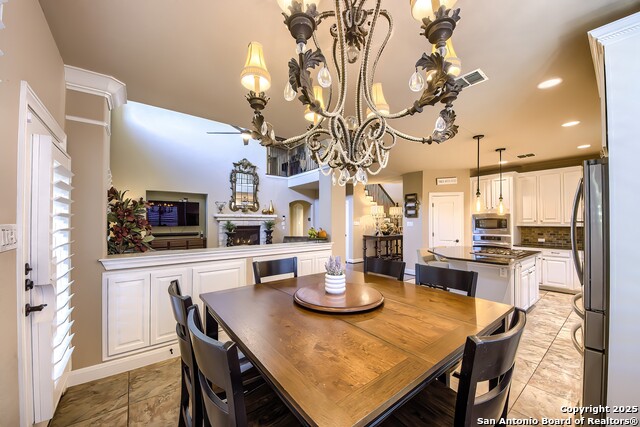 Image 12 of 36 For 19023 Salado