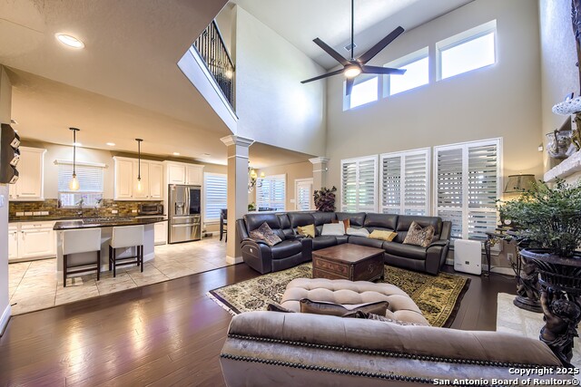 Image 7 of 36 For 19023 Salado