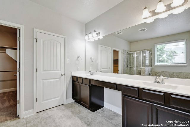 Image 17 of 33 For 8103 Lovela Bend