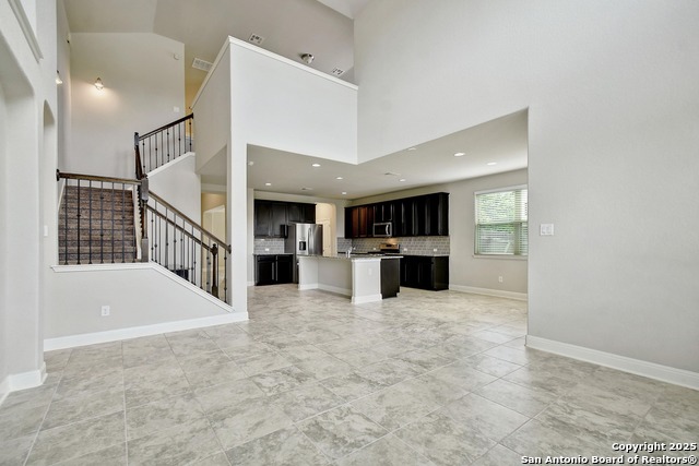 Image 9 of 33 For 8103 Lovela Bend