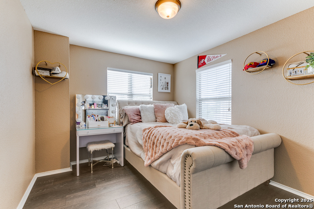 Listing photo id 16 for 3519 Sunbird Bay