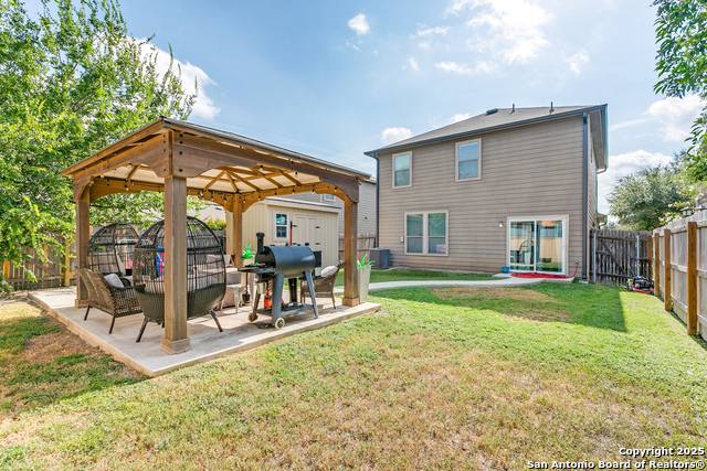 Listing photo id 22 for 3519 Sunbird Bay
