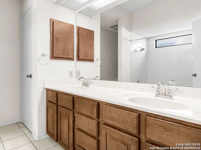 Image 22 of 25 For 7738 Chambers  203