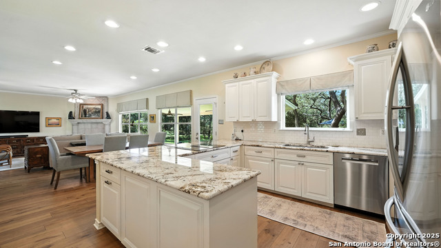 Image 31 of 42 For 731 Vista Ridge