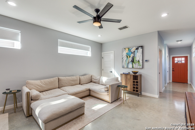 Image 3 of 24 For 2106 Schley Ave