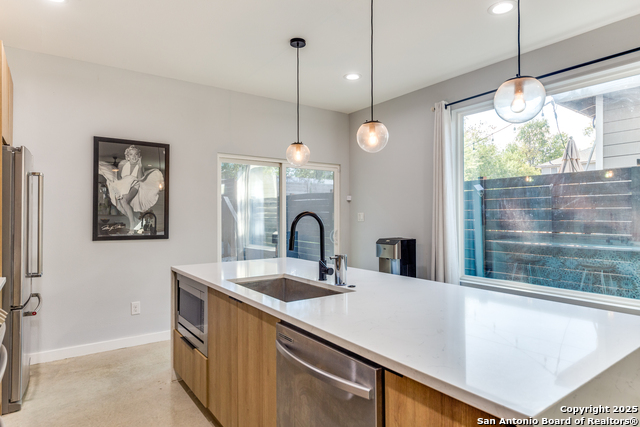 Image 9 of 24 For 2106 Schley Ave