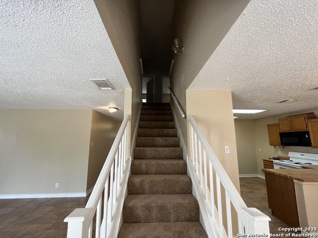 Image 19 of 46 For 7902 Corum Trail