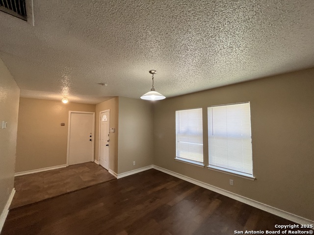 Image 7 of 46 For 7902 Corum Trail