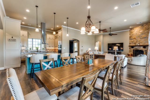 Listing photo id 9 for 3250 Fm 1922