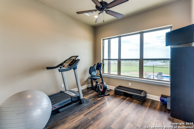 Listing photo id 15 for 3250 Fm 1922