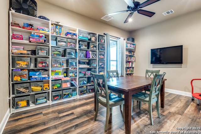Listing photo id 27 for 3250 Fm 1922