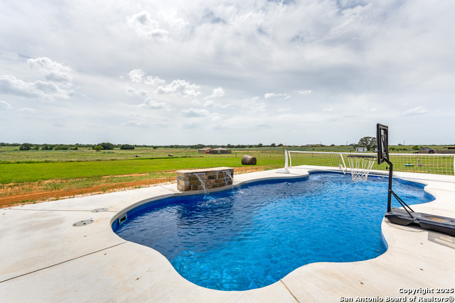 Listing photo id 36 for 3250 Fm 1922