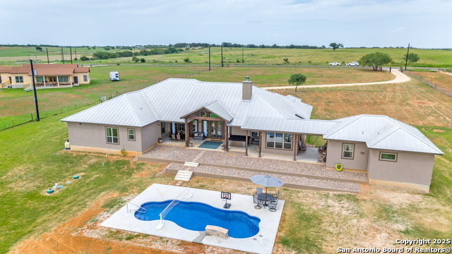Listing photo id 4 for 3250 Fm 1922