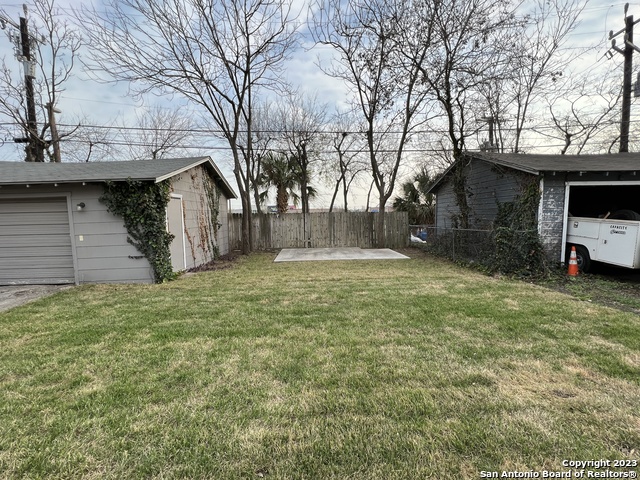 Image 24 of 25 For 430 Bryn Mawr Dr