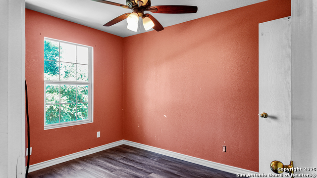 Image 10 of 17 For 6315 Aspen Hl