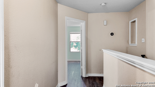 Image 9 of 17 For 6315 Aspen Hl