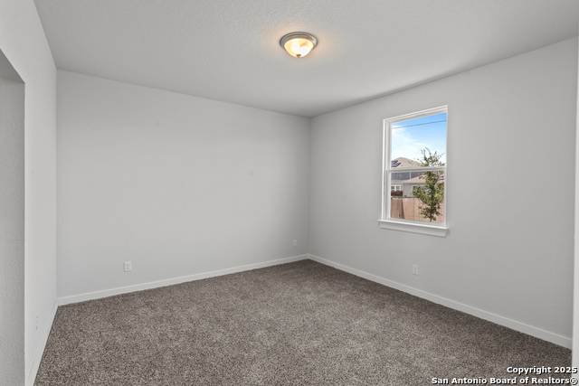 Listing photo id 14 for 14735 Sweet Clover