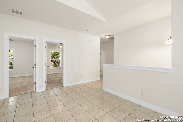 Listing photo id 21 for 15125 Flying Circle
