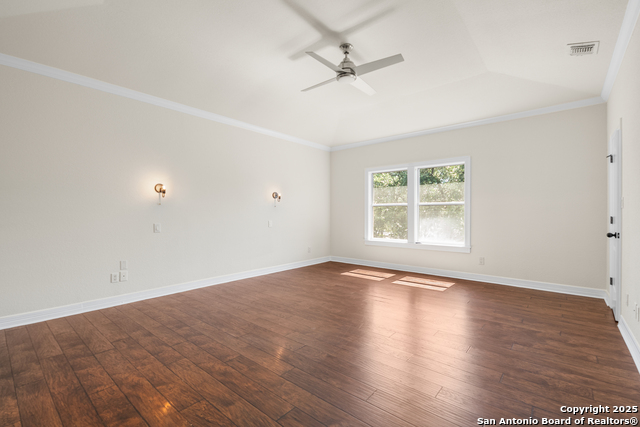 Listing photo id 22 for 15125 Flying Circle