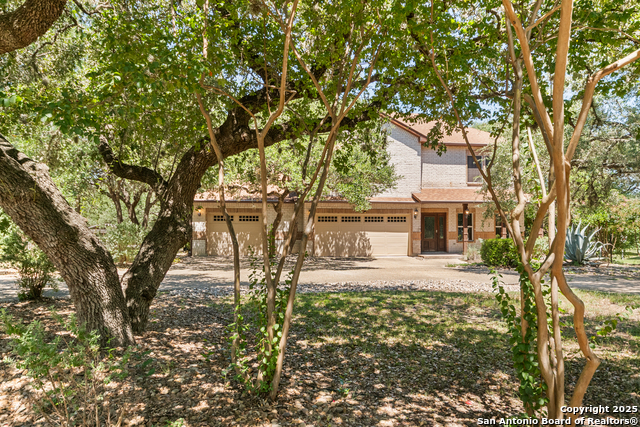 Listing photo id 2 for 15125 Flying Circle