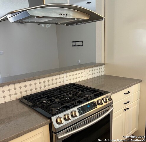 Image 8 of 21 For 4807 Casa Bello