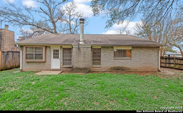 Listing photo id 16 for 4530 Quailgate