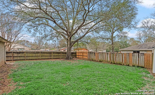 Listing photo id 17 for 4530 Quailgate