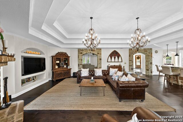 Listing photo id 12 for 1409 Glenwood Loop