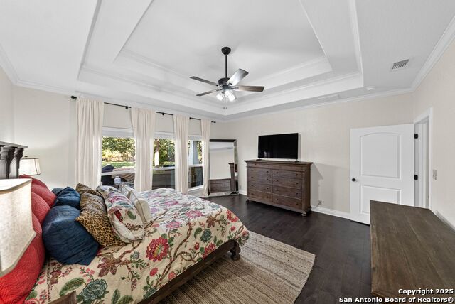 Listing photo id 27 for 1409 Glenwood Loop