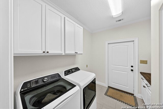 Listing photo id 35 for 1409 Glenwood Loop